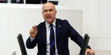 “Katar, ay yıldızlı üniformamızı istemedi mi?”