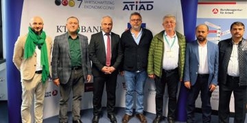 EGEPLASDER ÜYELERİ K FUARI’NA ÇIKARMA YAPTI