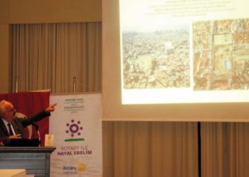 BÜYÜK İSKENDER’DEN CUMHURİYET’E İZMİR’İ KONUŞTULAR