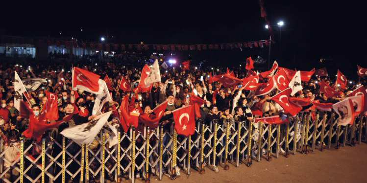 Leman Sam, konser verecek