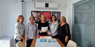 Kadınların Siyasi Haklarına Kavuşması Cumhuriyet Devrimlerinin En Önemlilerindendir