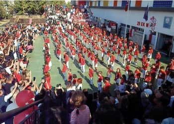 HER CUMHURİYET CUMHURİYET DEĞİLDİR