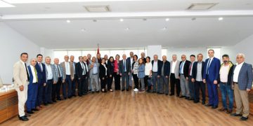 Muhtarlardan Başkan Selvitopu’na teşekkür ziyareti