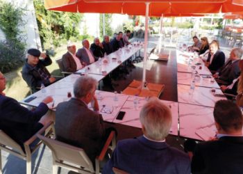NARLIDERE’DE MUHTARLARLA ORTAK AKIL TOPLANTISI