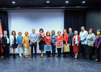 Batur’dan Kadın Kuruluşları Birliği’ne Tam destek