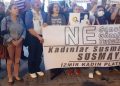 İzmir Kadın Platformu, “Şebnem Hoca’nın sesini asla susturamayacaklar.”