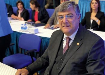 CHP’li Sındır, “bütçede eğitime ayrılan pay sürekli düşüyor!”