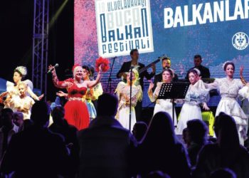 Buca’da coşkunun dinmediği festival