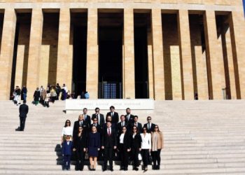 Yüce Atamıza Sözümüzdür