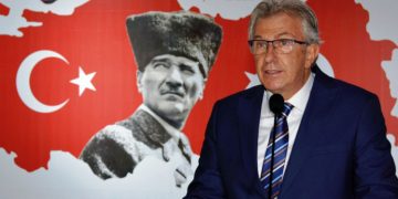 Bizim yolumuz Sadece Atatürk’ün Yoludur