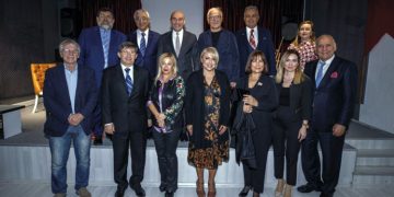 Yabancı Gazetecilerden İzmir’e övgü