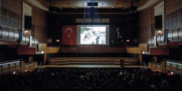 Soyer: “Atatürk bu savaşı bizler barış içinde yaşayalım diye kazandı”