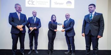 “Gençlerin umutlarına kol kanat germek için çalışıyoruz”