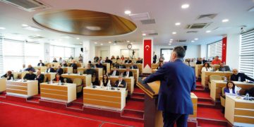 Başkan Sandal, “Biz güçlü bir aileyiz”