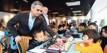 Başöğretmen Atatürk Satranç Turnuvası başladı