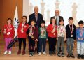 Ödüller Başkan Selvitopu’dan…