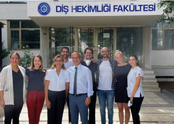 “Erken tanı diş kaybını önlüyor”