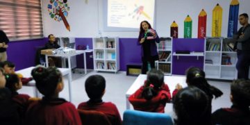 Bayraklı Belediyesinden çocuklara ağız ve diş sağlığı dersi
