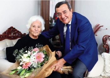 Başkan Batur: Öğretmenlerimize borcumuzu ödeyemeyiz