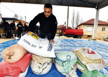 Yerli kuru fasulyeyle çiftçiye 1,5 milyon liralık destek