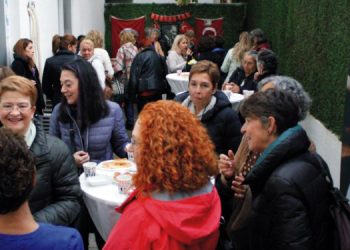 ÇYDD İZMİR’DEN BAYRAKLI ETKİNLİK MERKEZİ AÇILIŞI