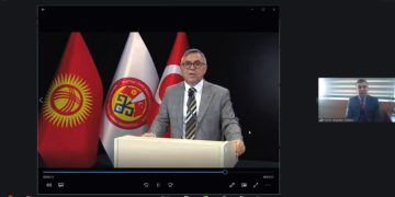 Medya ve Kültür ilişkisi uzman iletişimciler tarafından masaya yatırıldı