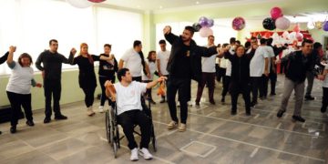 KARŞIYAKA’DA ENGELLİLER HAFTASI’NA ÖZEL KUTLAMA