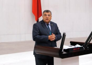 “ÇED DEĞİL, GEREKSİZ OLAN AKP!”