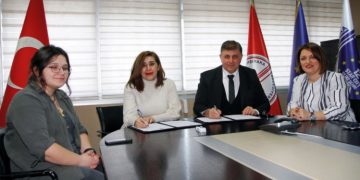KARŞIYAKA BELEDİYESİ’NDEN ‘BEYAZ BARETLİ KADINLAR’A DESTEK