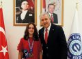 Egeli genç yüzücü Azra Kayra Öğmen’den önemli başarı