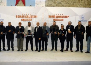 Prof. Dr. İlber Ortaylı’dan Roman Kültür Merkezi teşekkürü