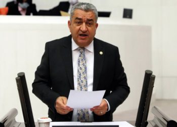 Serter: “Deli saçması sözler söyleyeni bağlar”