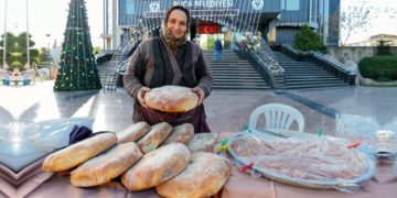 Buca Belediyesi Üretici Kadınlar Pazarı açıldı
