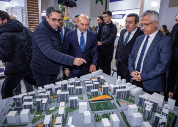 Soyer: “Kentsel dönüşümde geleceğin Türkiyesi’ni şekillendiriyoruz”