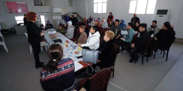 NARLIDERELİ KADINLAR KANSERE KARŞI BİLGİLENDİ