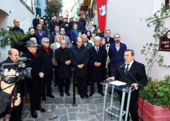 İsmet İnönü Konak’ta anıldı