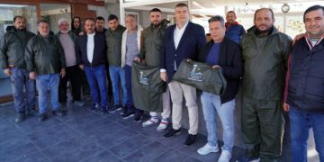 Başkan Yetişkin, Sığacıklı balıkçılarla bir araya geldi.