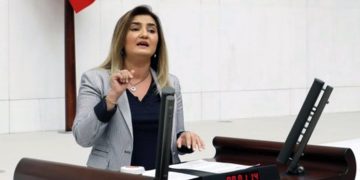 “AKP iktidarının yardımları vatandaşların ‘dişinin kovuğuna’ bile yetmiyor”
