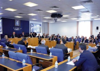 CHP’li Sındır, “Türkiye Varlık Fonu bir yılda 52 Milyar dolar eridi!”