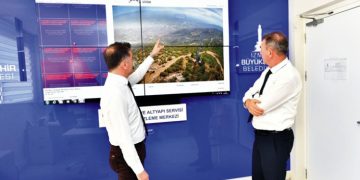 Akıllı İhbar Sistemi alanında dünyaya önerilen ilk proje oldu.