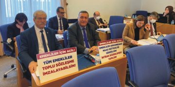 Emeklilerimize adaletli bir intibak yasası çıkmalıdır