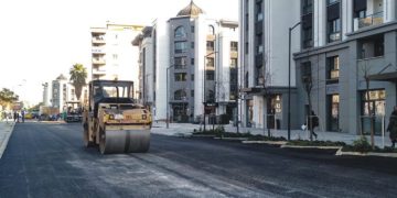 Bayraklı’nın sokaklarına modern dokunuş
