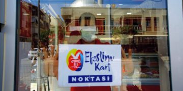 EFESLİM KART DESTEĞİ ARTARAK SÜRÜYOR: 1115 HANEYE 2 MİLYON 446 BİN TL’LİK DESTEK