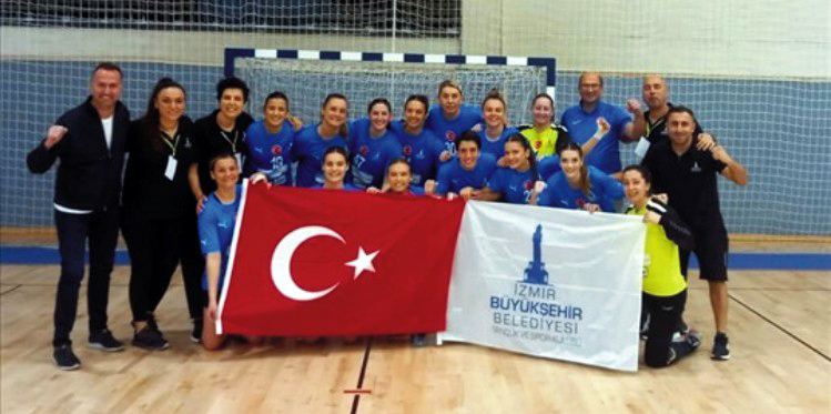 İzmir Büyükşehir Belediyesi çeyrek finalde.