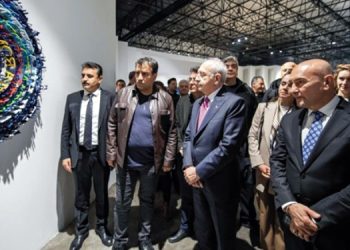 Kılıçdaroğlu’ndan “Gâvur Mahallesi”ne ziyaret.