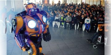 Geleceğin Mucitlerine Robot Show