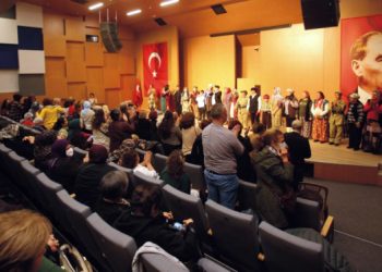 Semt merkezlerinden tiyatro sahnesine….