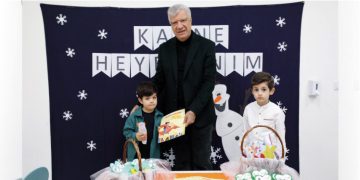 NAR ÇİÇEKLERİ’NDE KARNE SEVİNCİ YAŞANDI