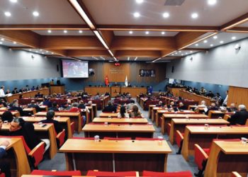 İzmir’de 2 milyon su abonesini ilgilendiren indirim kararı.