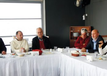 Başkan Tugay ve amatör kulüplerden dayanışma buluşması